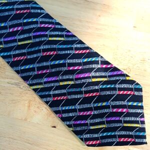 Multicolor Geometric Men's *PRINT* Tie